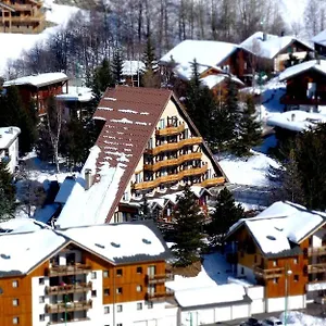 Adret Hotel
